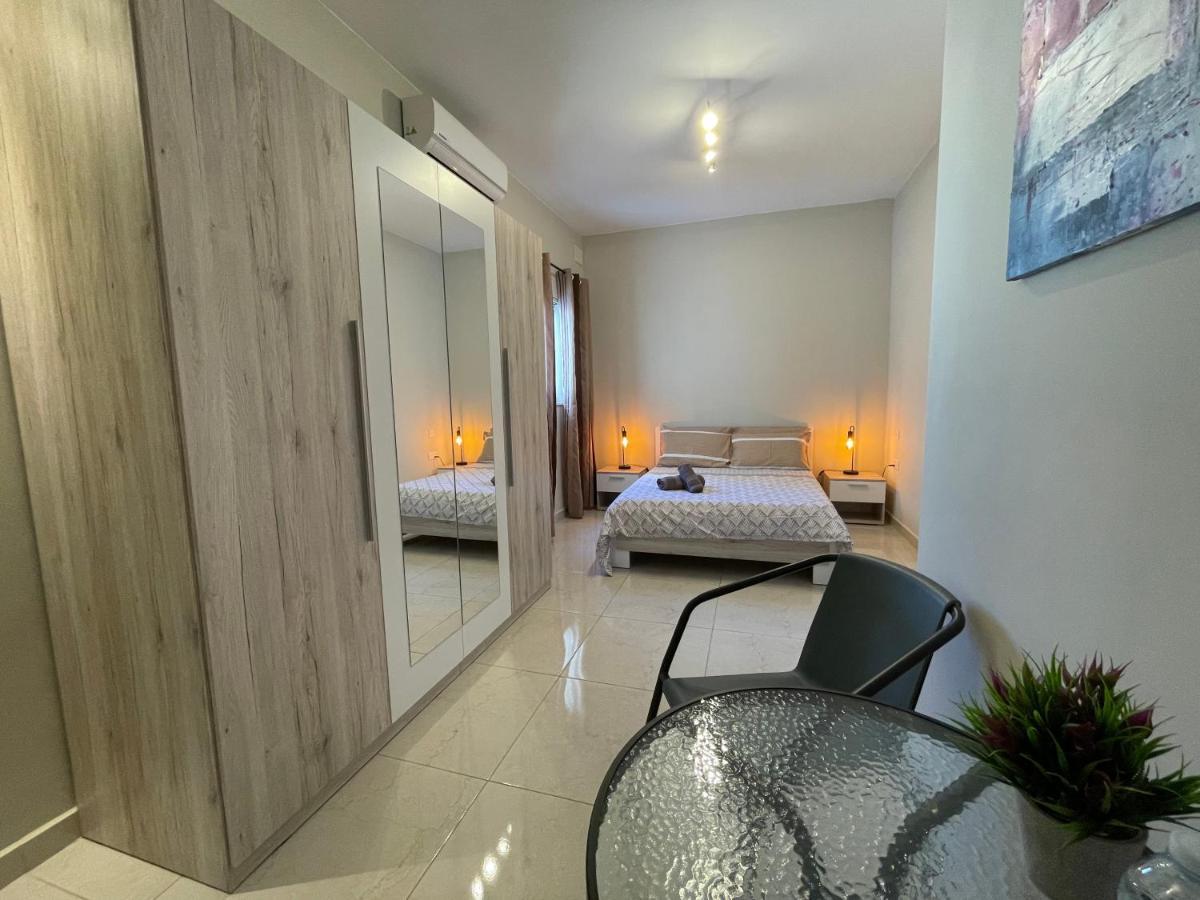 Verdi Apartment - Spacious Modern Apartment, Close To Valletta Santa Vennera Экстерьер фото